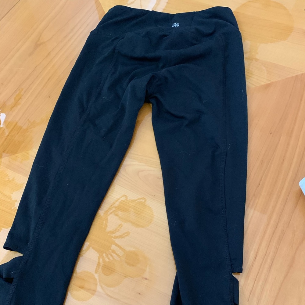 Black leggings